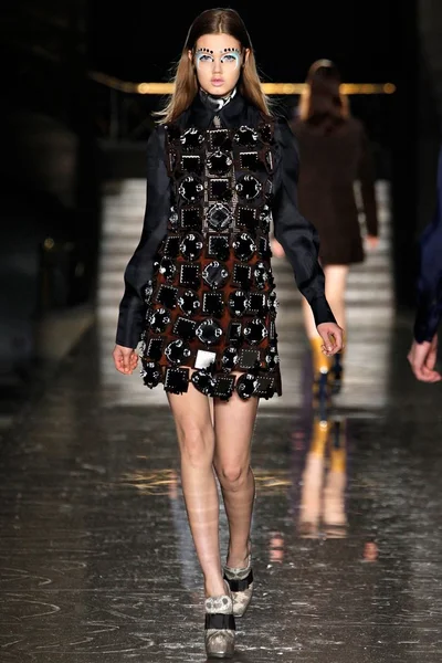 Look 34
